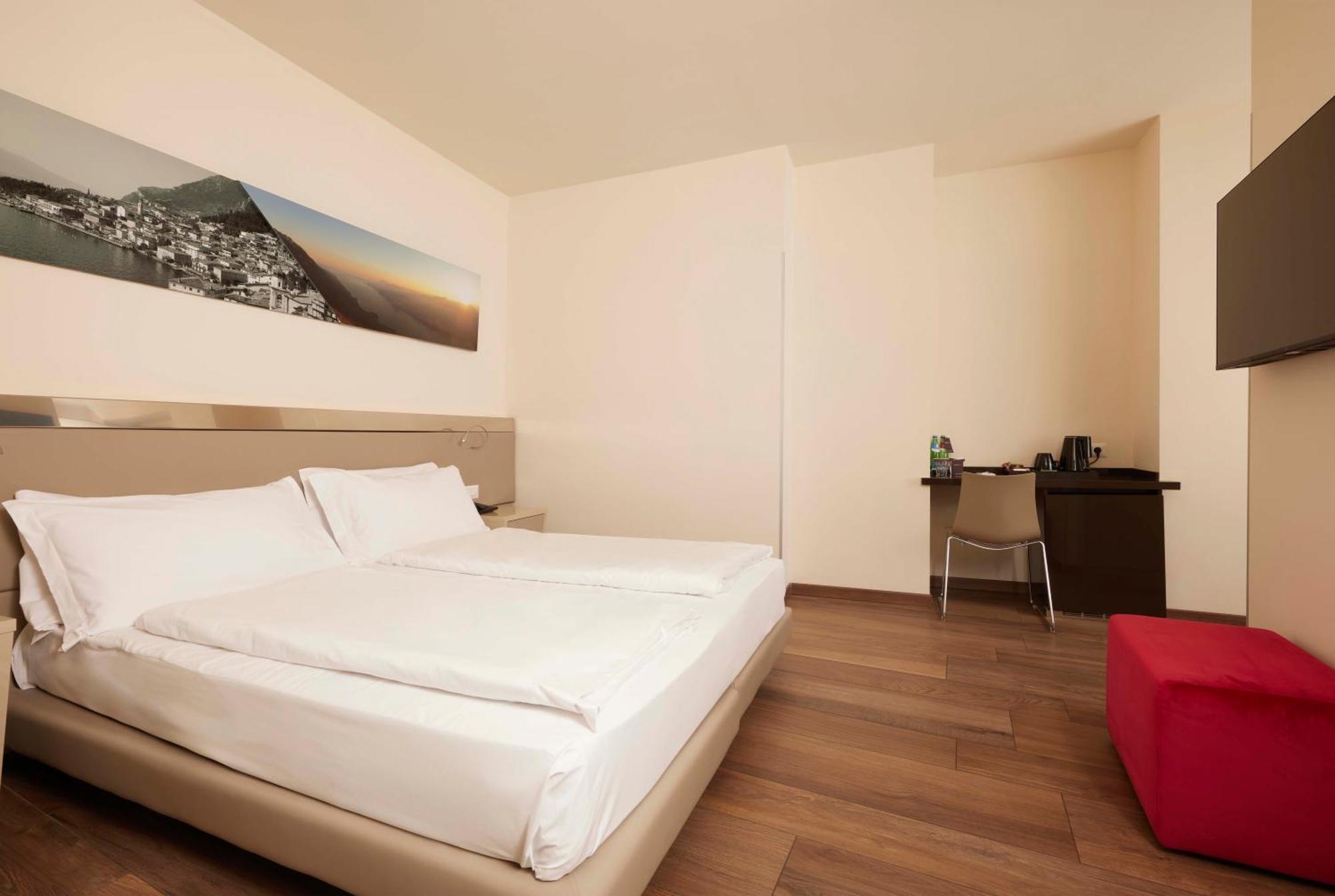 Hotel Atilius - Adults Only Limone sul Garda Ruang foto