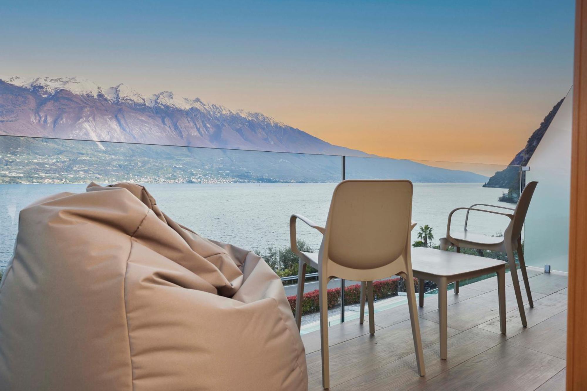 Hotel Atilius - Adults Only Limone sul Garda Ruang foto