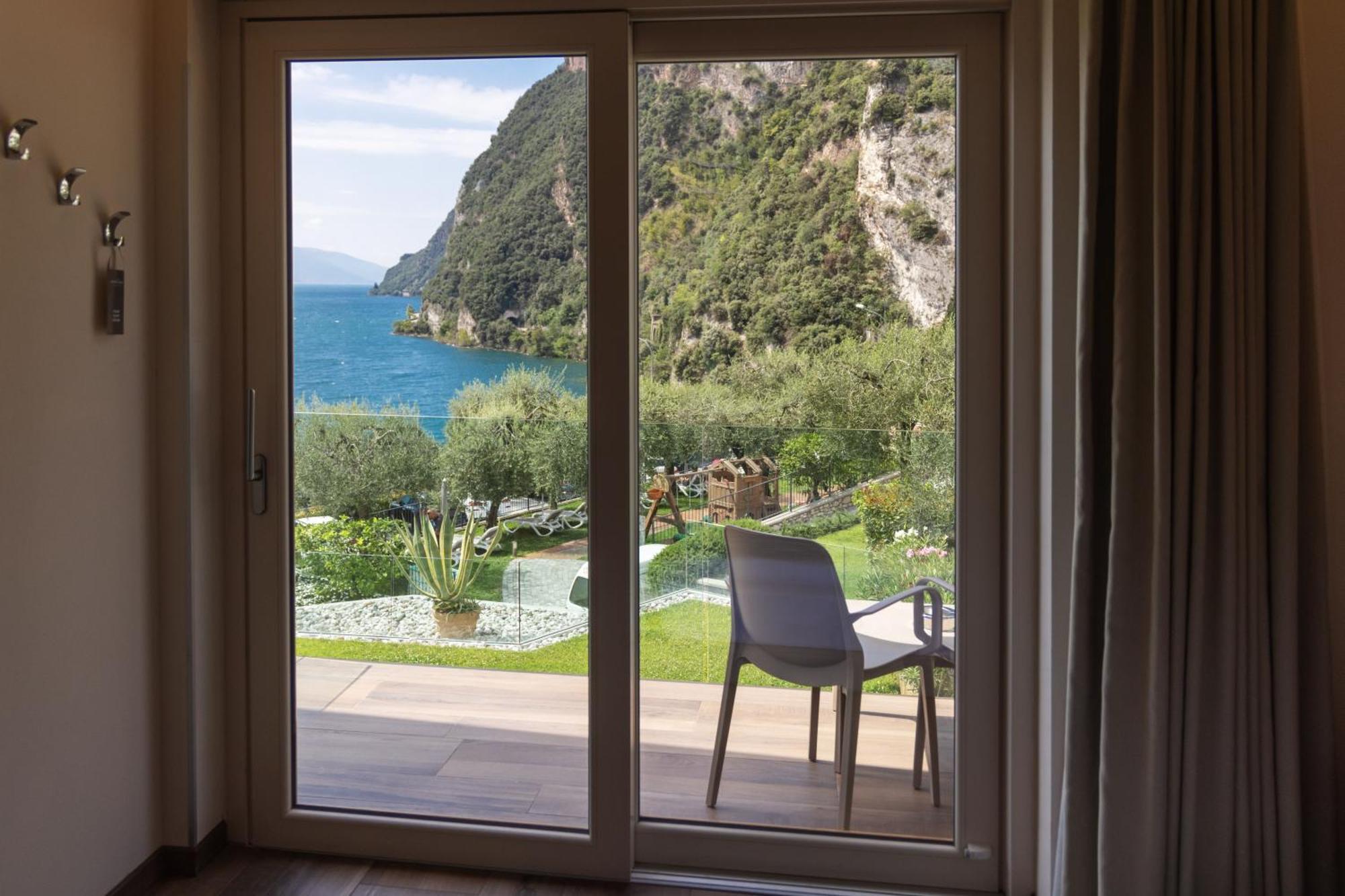 Hotel Atilius - Adults Only Limone sul Garda Ruang foto
