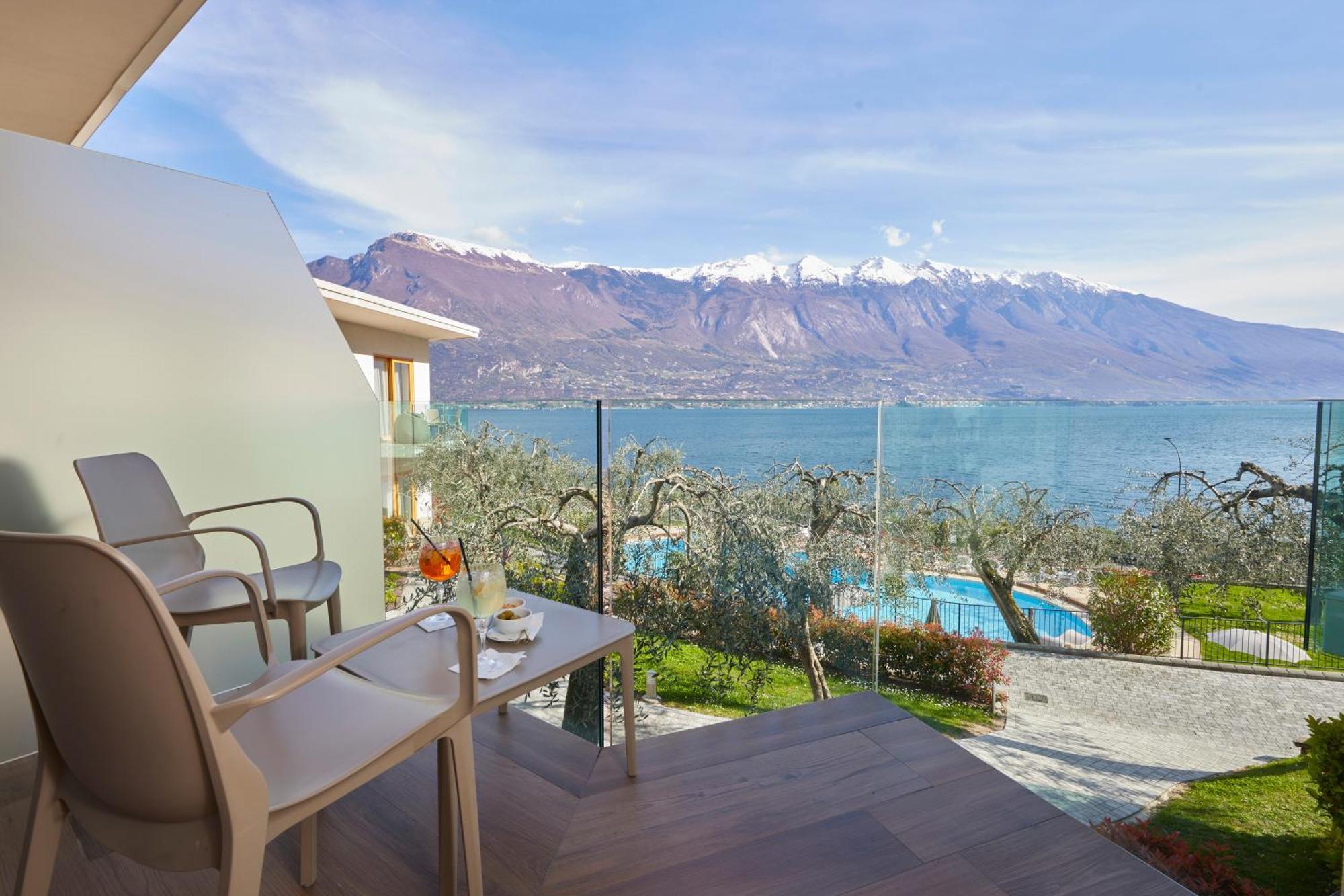Hotel Atilius - Adults Only Limone sul Garda Bagian luar foto